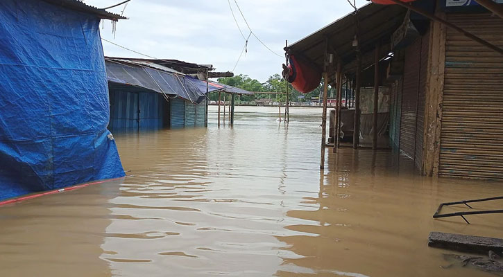 সিলেটে বন্যার অবনতির আশঙ্কা