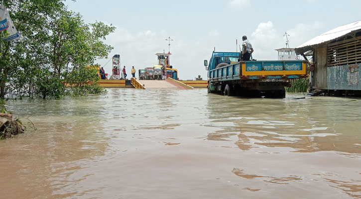 ৬ নদ-নদীর পানি বিপদসীমার ওপরে